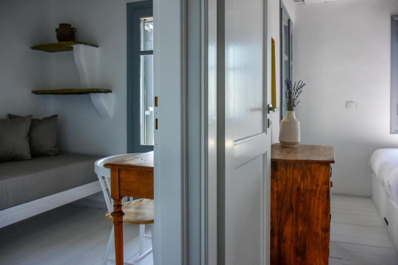 Living Theros Luxury Suites Kardhianí 외부 사진