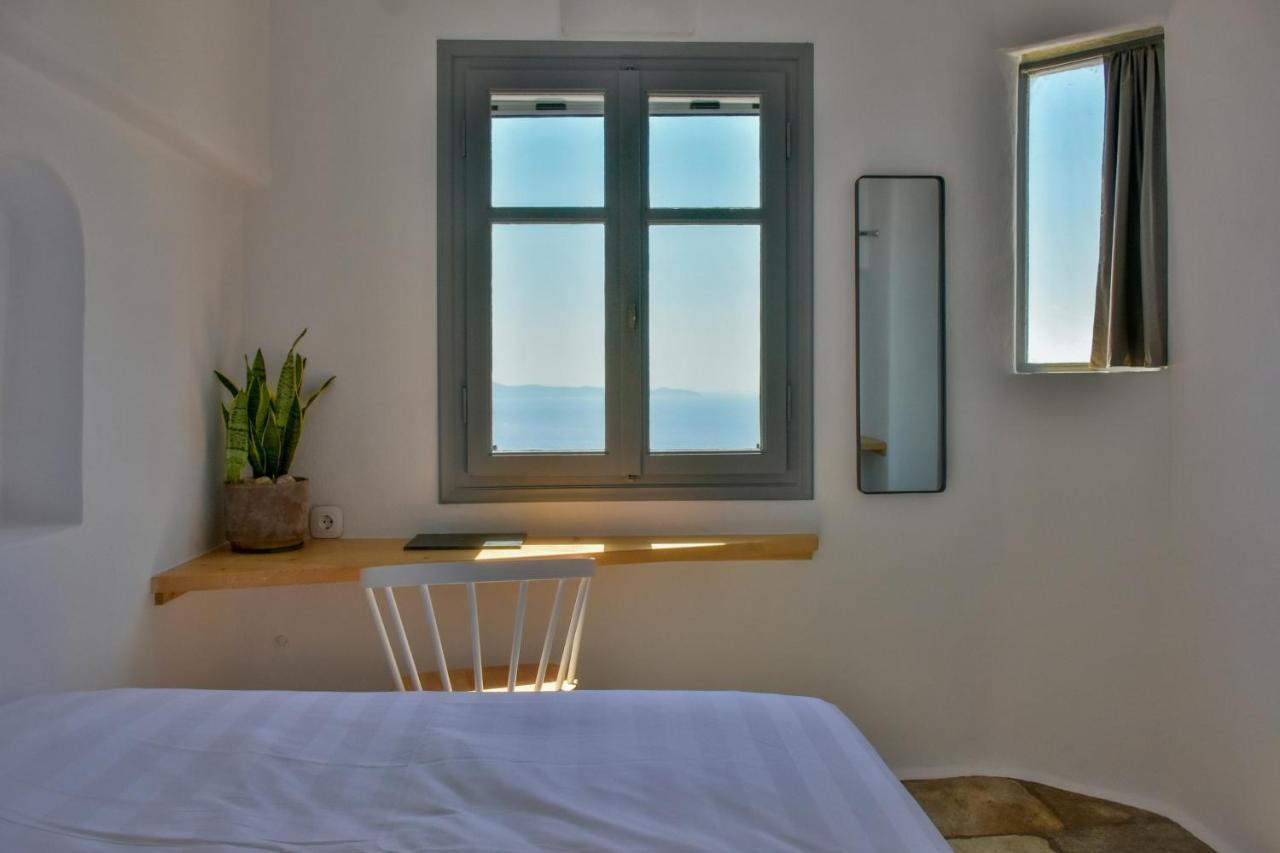 Living Theros Luxury Suites Kardhianí 외부 사진