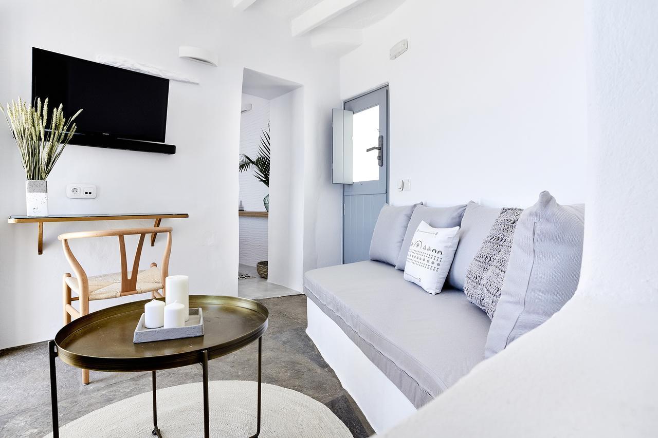 Living Theros Luxury Suites Kardhianí 외부 사진