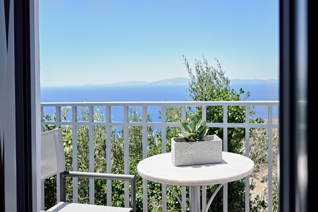 Living Theros Luxury Suites Kardhianí 외부 사진